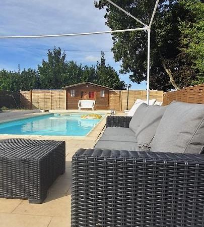 Studio Meuble Avec Piscine Partagee La Ferte-Gaucher Экстерьер фото